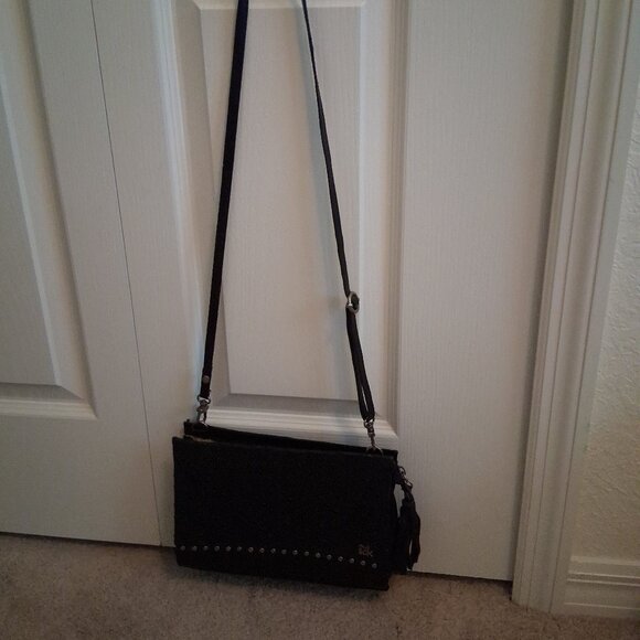 The Sak Black Leather Vintage Crossbody/Shoulder Bag LWG w/PETA Approved Liner - Picture 5 of 11